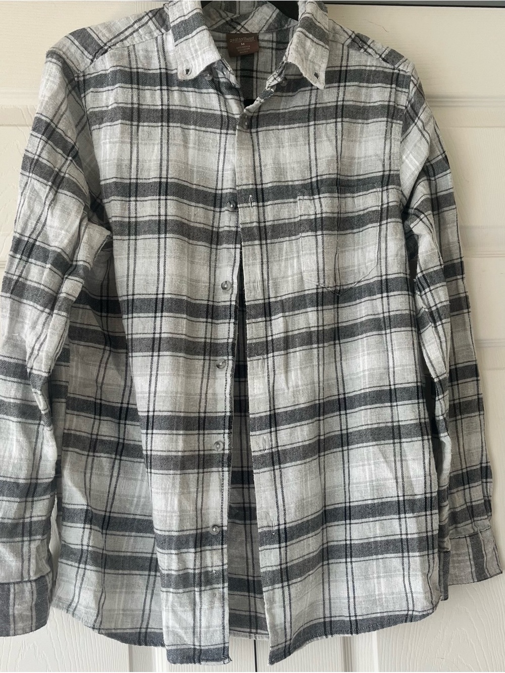 Great Northwest Clothing Company White and Gray Plaid Button Down Flannel Shirt.